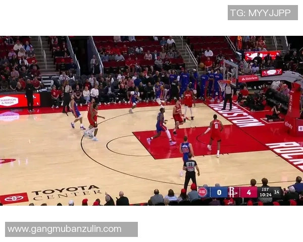 2003年NBA经典对决火箭队与活塞队的激烈碰撞回顾与分析