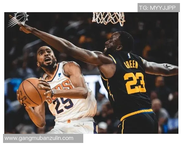 罗马与日耳曼激战正酣比赛结果揭晓引发球迷热议 罗马与日耳曼激战正酣比赛结果揭晓引发球迷热议