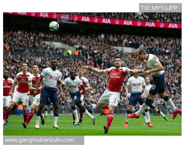 AC米兰与曼联实时对决精彩瞬间全程回顾与分析