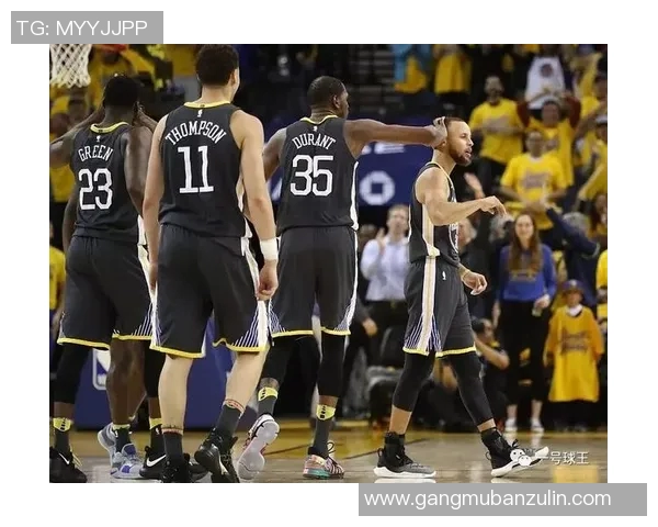 火箭与勇士对决胜分差分析及比赛关键因素探讨